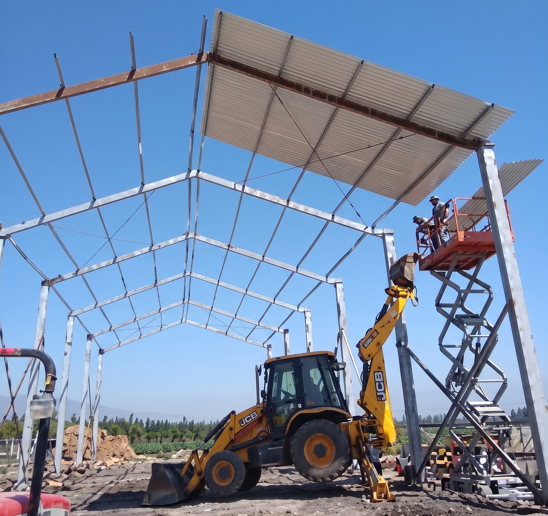 Construcción de soporte estructural degalpón